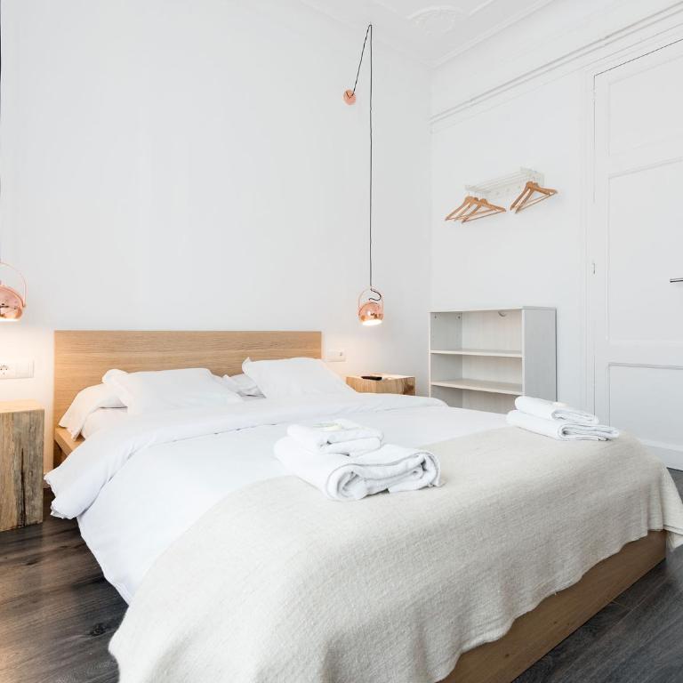 Bruc & Bruc - Double Room with Shared Bathroom - 4