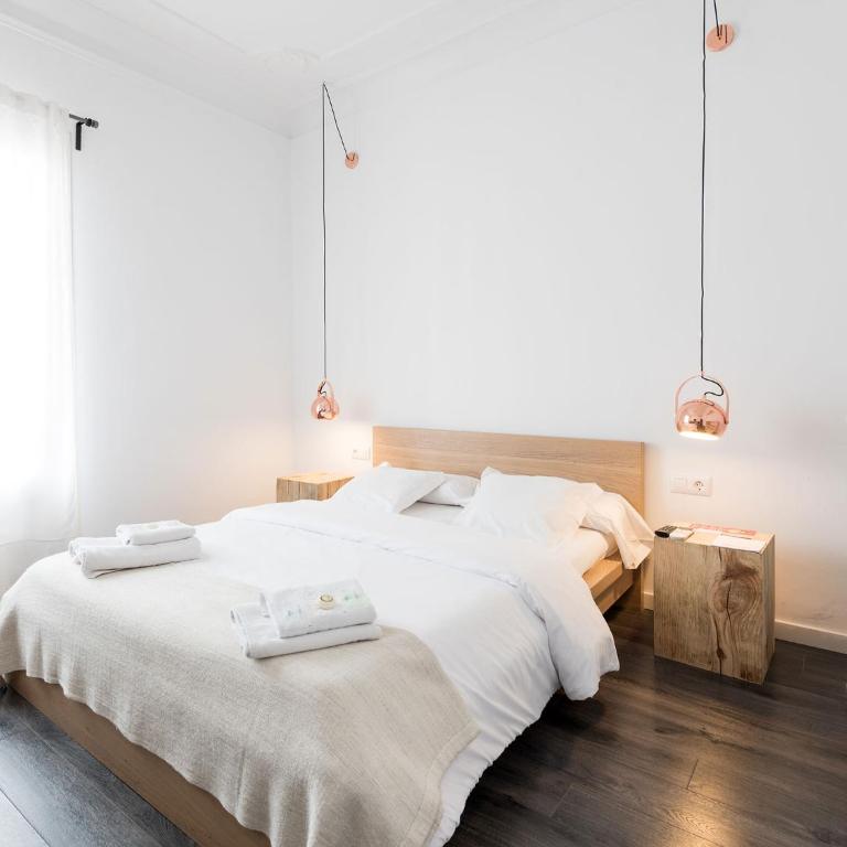 Bruc & Bruc - Double Room with Shared Bathroom - 3
