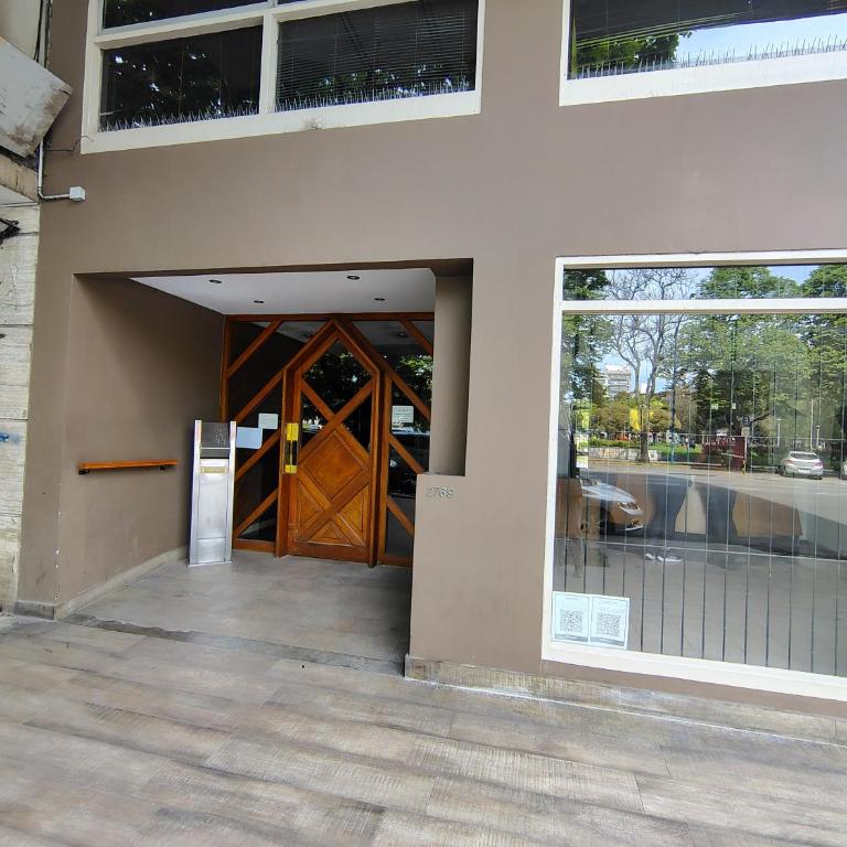 EFDepartamentos Dos ambientes para 4 personas con balcon a la Plaza Mitre - One-Bedroom Apartment - 4