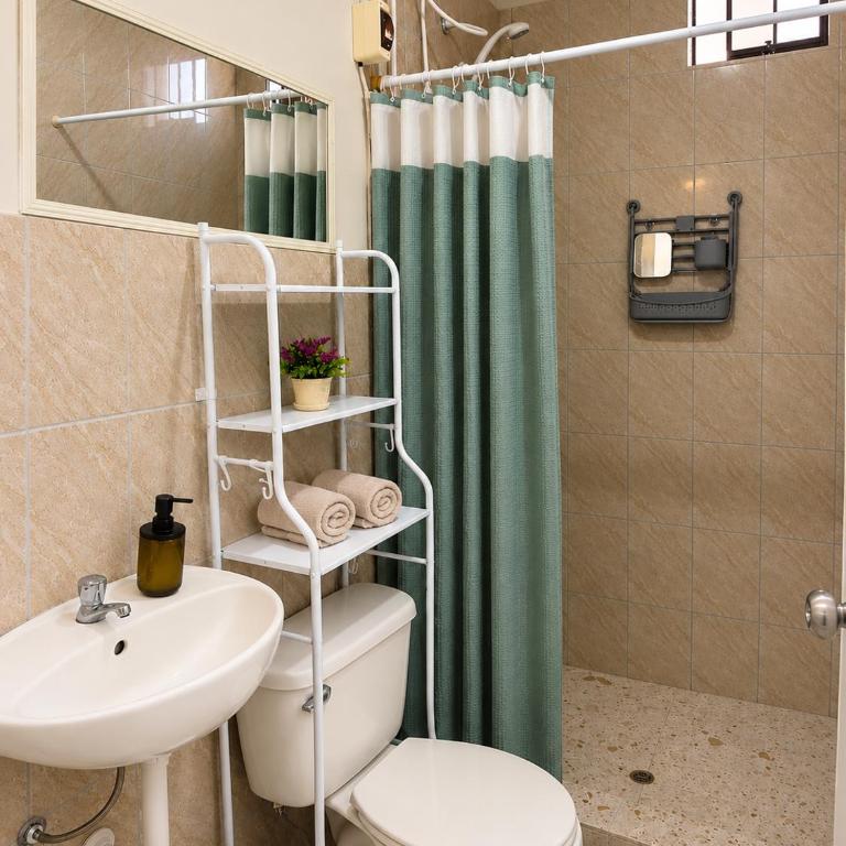 Paracas Desert Lodge&Tours - Habitación Familiar con baño privado - 2