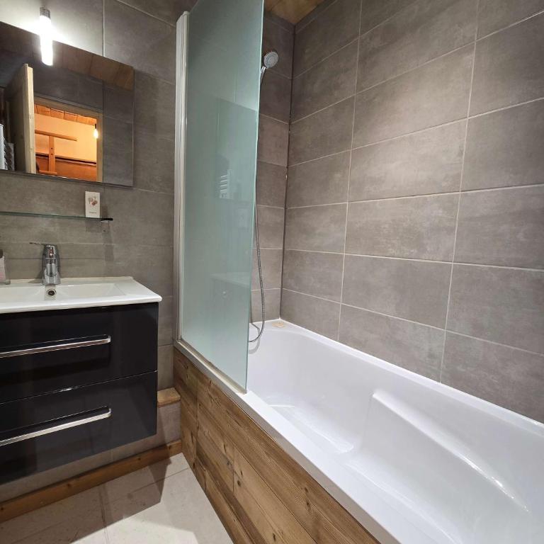 SLA 602 - Apt 4 pers cabine séparée vue Grande Balme - Appartement - 14