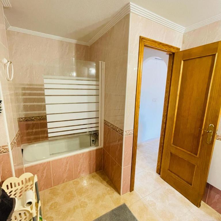 2 Swimming Pools, 6 people, Close to City Centre, Palm and Swimming Pool View - Apartment mit 2 Schlafzimmern - 20