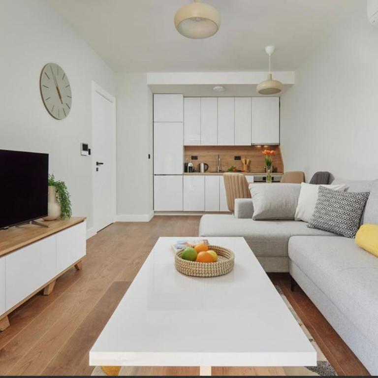 Tivat-Gate Apartment near Airport and City Center - Apartman sa 1 Spavaćom Sobom - 3