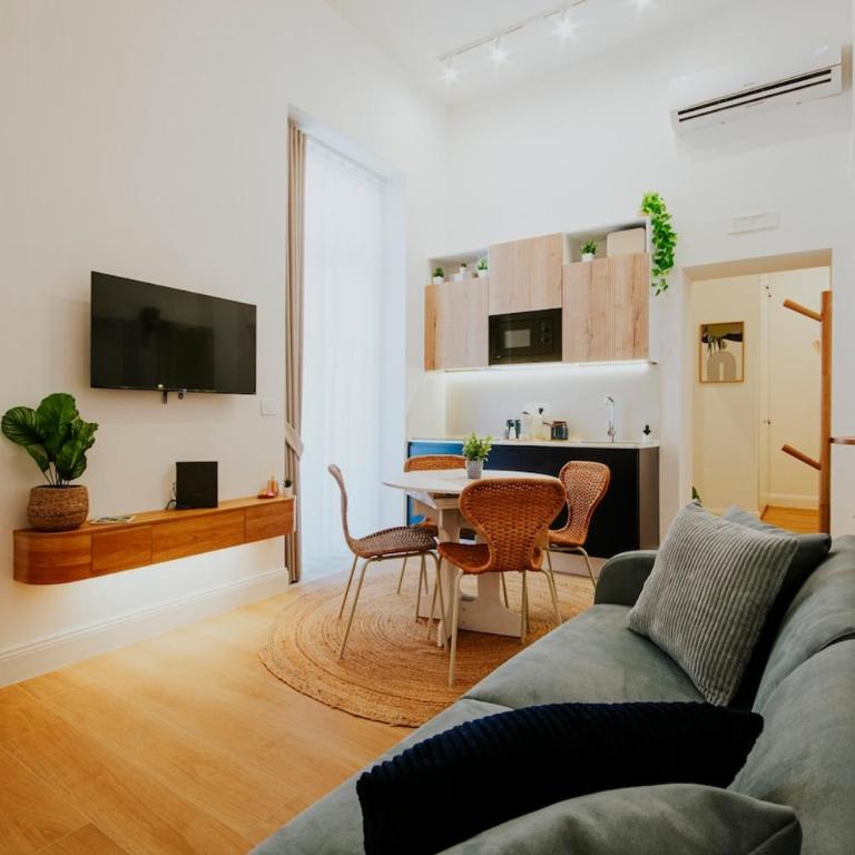 Luxury Apartment Duomo, Historic Centre, 2 bath, B - Apartment mit 2 Schlafzimmern und Balkon - 1