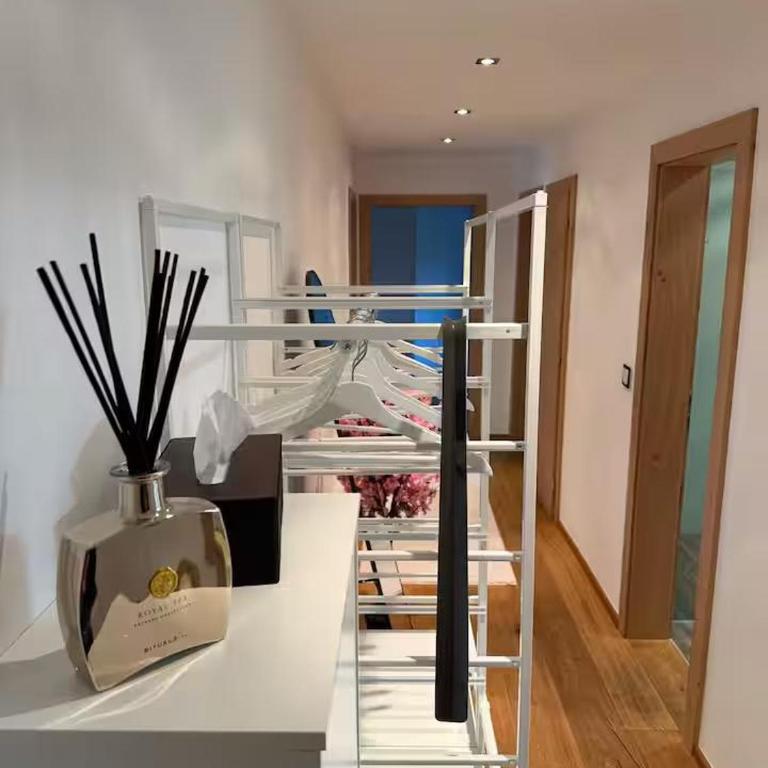 4-Bedroom Apartment - 10 Minutes from Oktoberfest - Appartamento con 1 Camera da Letto - 1
