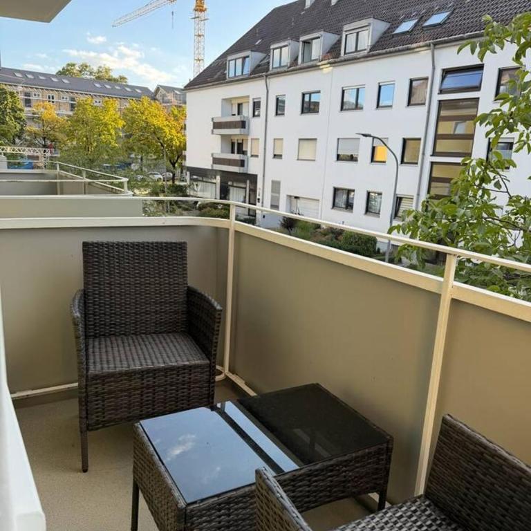 4-Bedroom Apartment - 10 Minutes from Oktoberfest - Appartamento con 1 Camera da Letto - 11