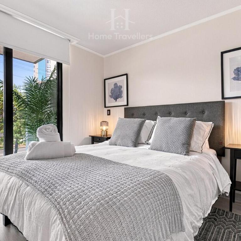 HT Modern apartment in Las Condes with a terrace - Two-Bedroom Apartment - 3