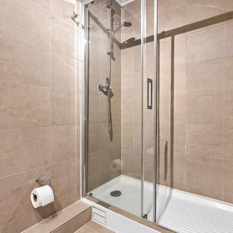 HT Modern apartment in Las Condes with a terrace - Two-Bedroom Apartment - 8