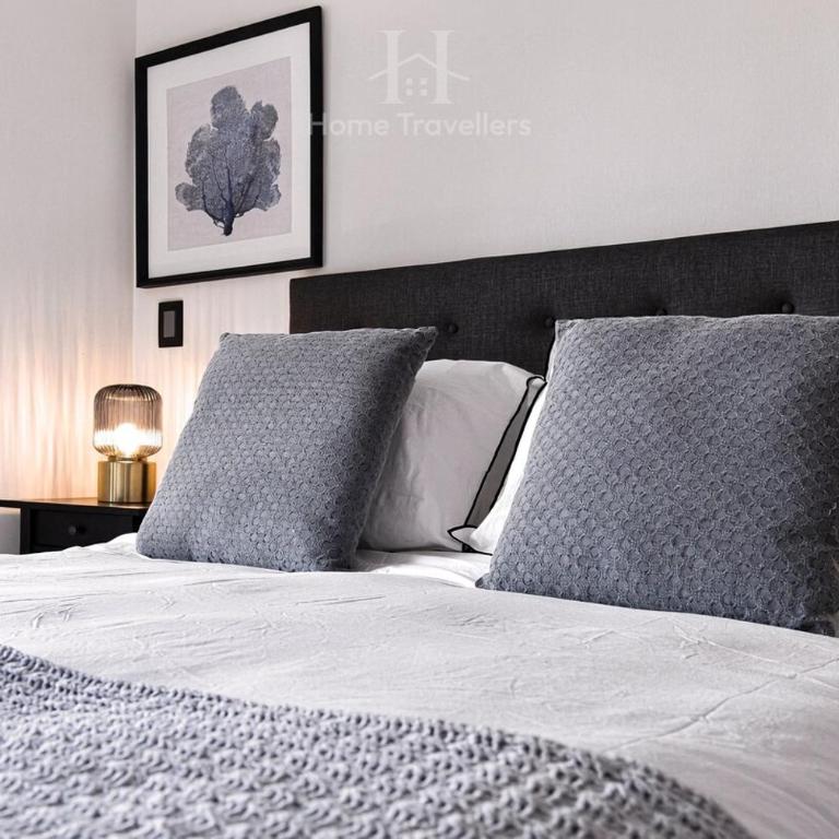 HT Modern apartment in Las Condes with a terrace - Two-Bedroom Apartment - 9