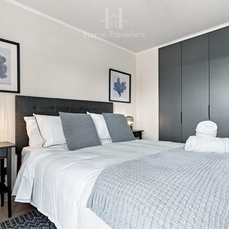 HT Modern apartment in Las Condes with a terrace - Two-Bedroom Apartment - 13