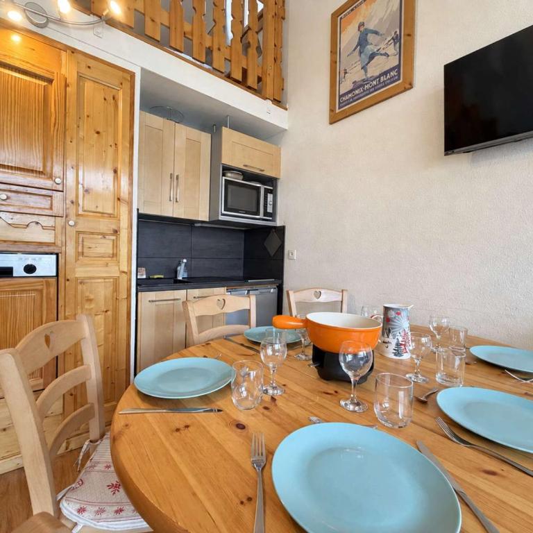 Appartement mezzanine vue montagne - 4 pers. - FR-1-852-17 - Appartement - 4