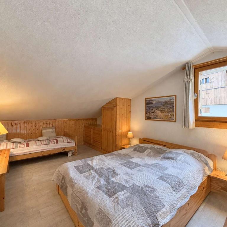 Appartement mezzanine vue montagne - 4 pers. - FR-1-852-17 - Appartement - 8