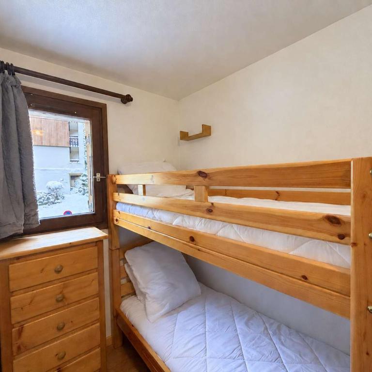 Appartement mezzanine vue montagne - 4 pers. - FR-1-852-17 - Appartement - 10