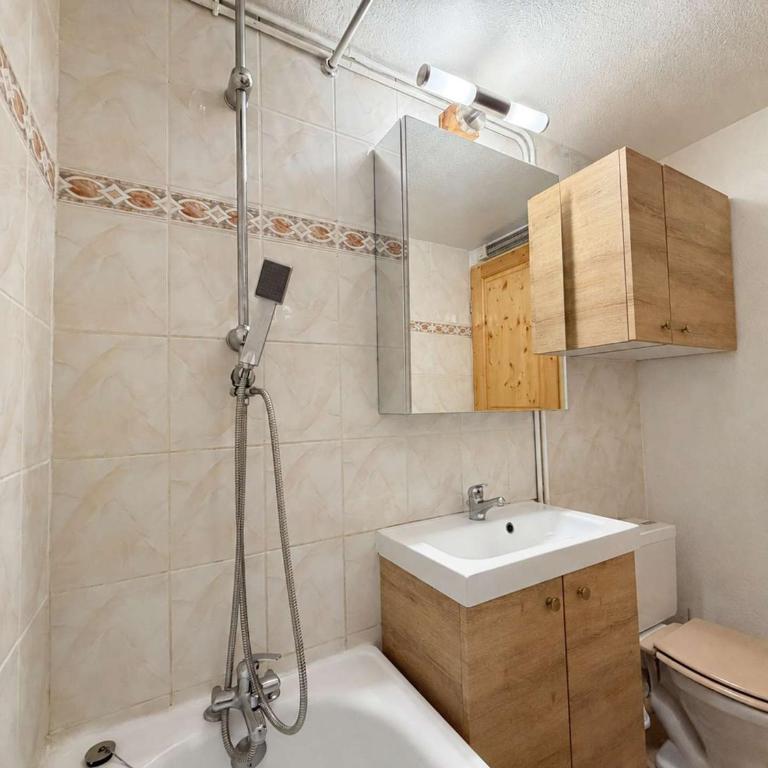 Appartement mezzanine vue montagne - 4 pers. - FR-1-852-17 - Appartement - 12