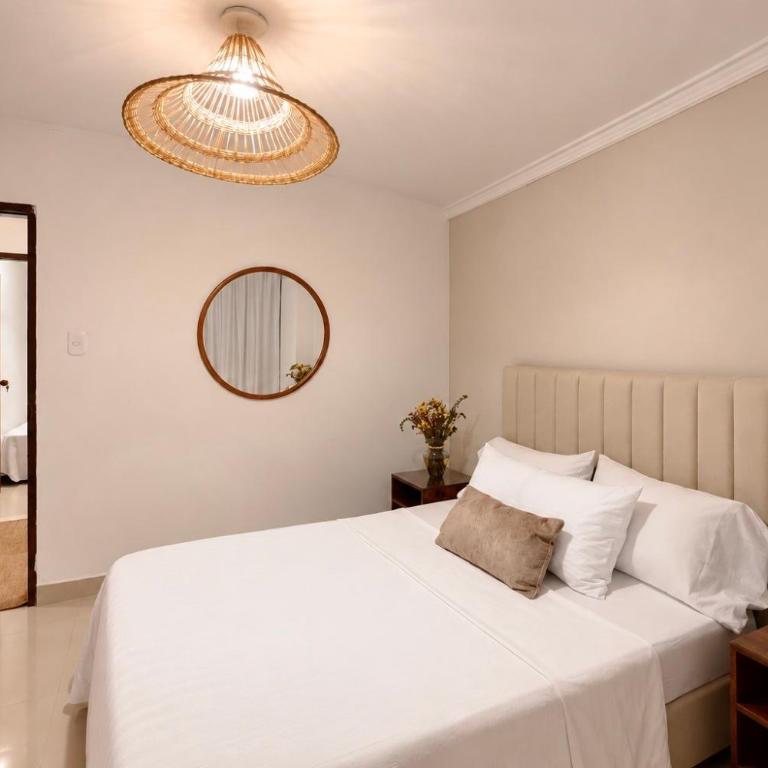 apartamento para 10 con terraza en el centro playa - Three-Bedroom Apartment - 42