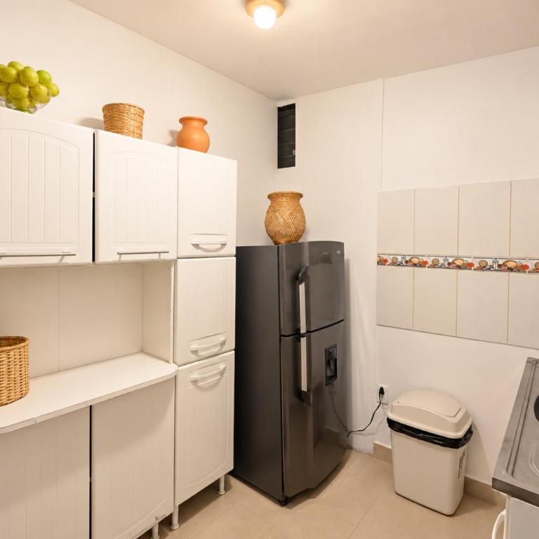 apartamento para 10 con terraza en el centro playa - Three-Bedroom Apartment - 19