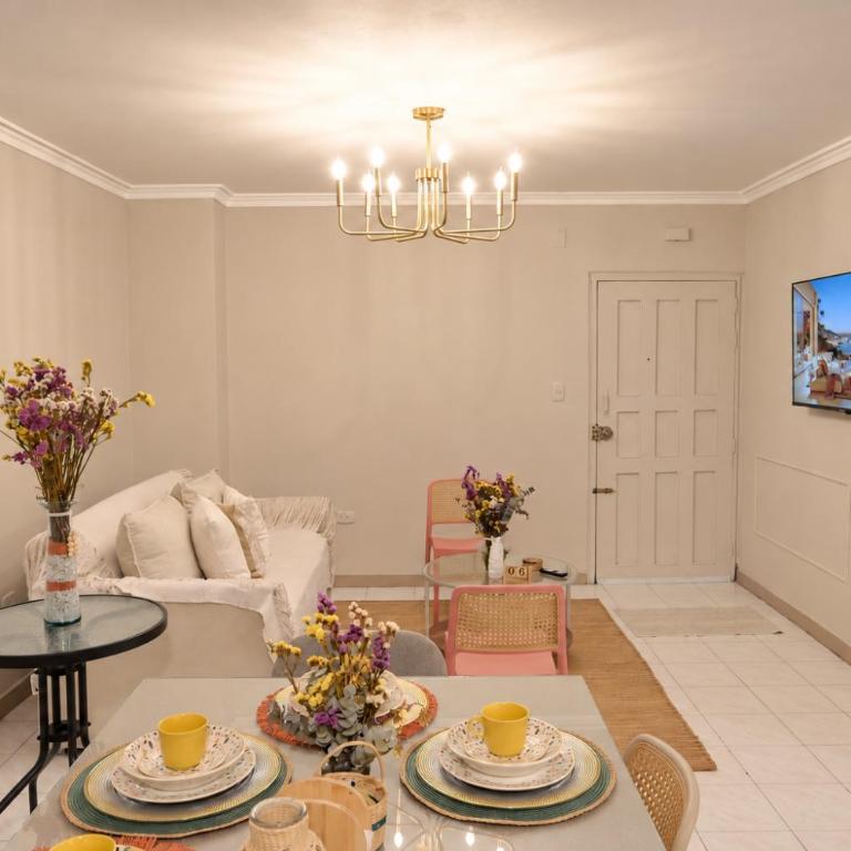 Apartamento familiar con terraza para 8 en centro histórico playa - Apartamento de 2 dormitorios - 2