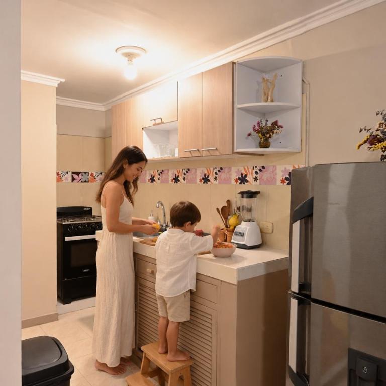 Apartamento familiar con terraza para 8 en centro histórico playa - Apartamento de 2 dormitorios - 8