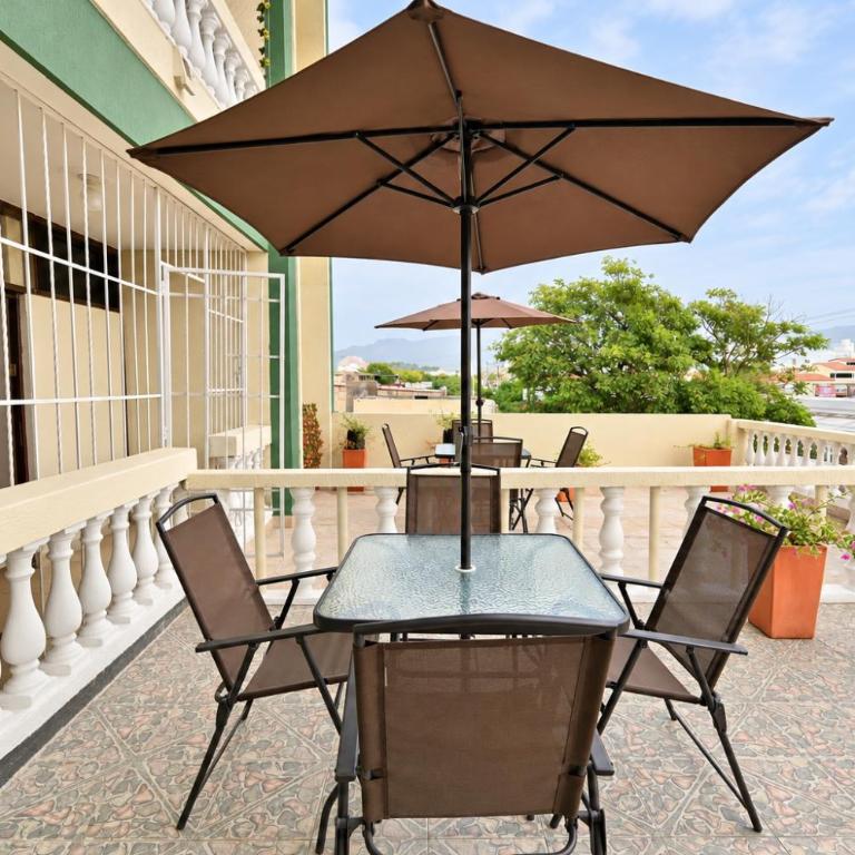 Apartamento familiar con terraza para 8 en centro histórico playa - Apartamento de 2 dormitorios - 40