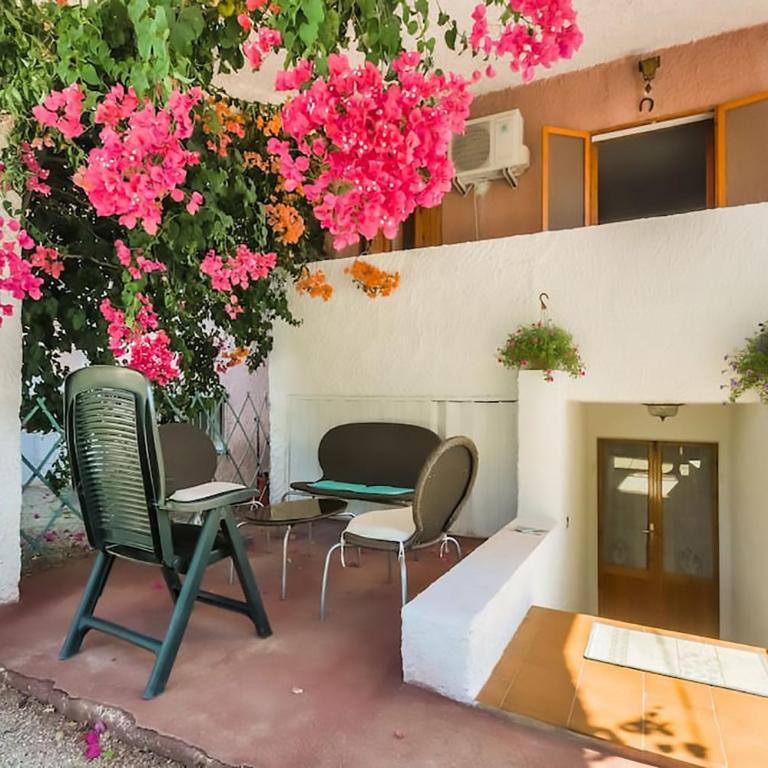Alghero Guest House, Oasi tra gli Ulivi con Piscina e Fresche Suites in Seminterrato - Appartamento con 2 Camere da Letto - 10