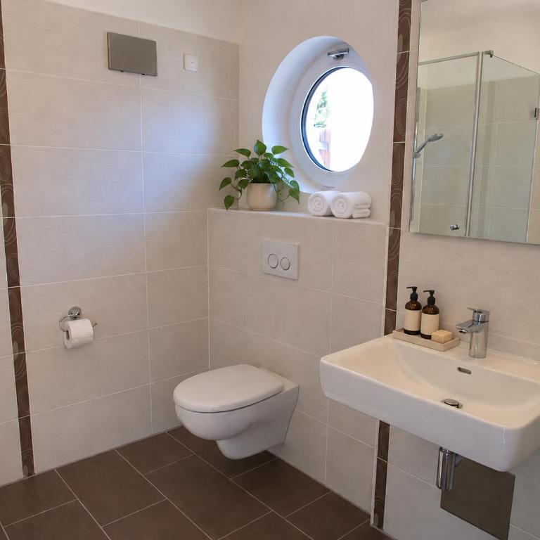 Sunnyside Garden Apartments - One-Bedroom Apartment - 5