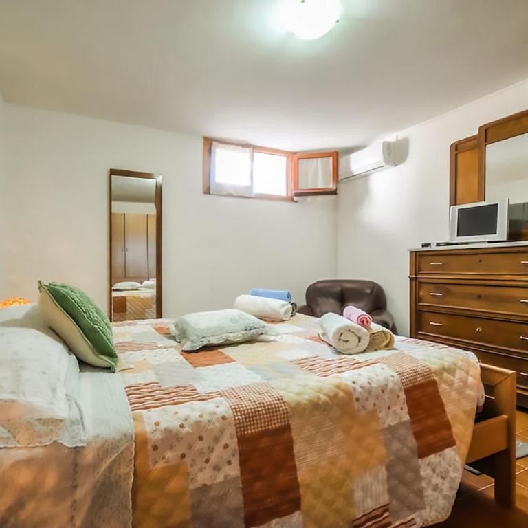 Alghero Guest House, Oasi tra gli Ulivi con Piscina e Fresche Suites in Seminterrato - Appartamento con 2 Camere da Letto - 35