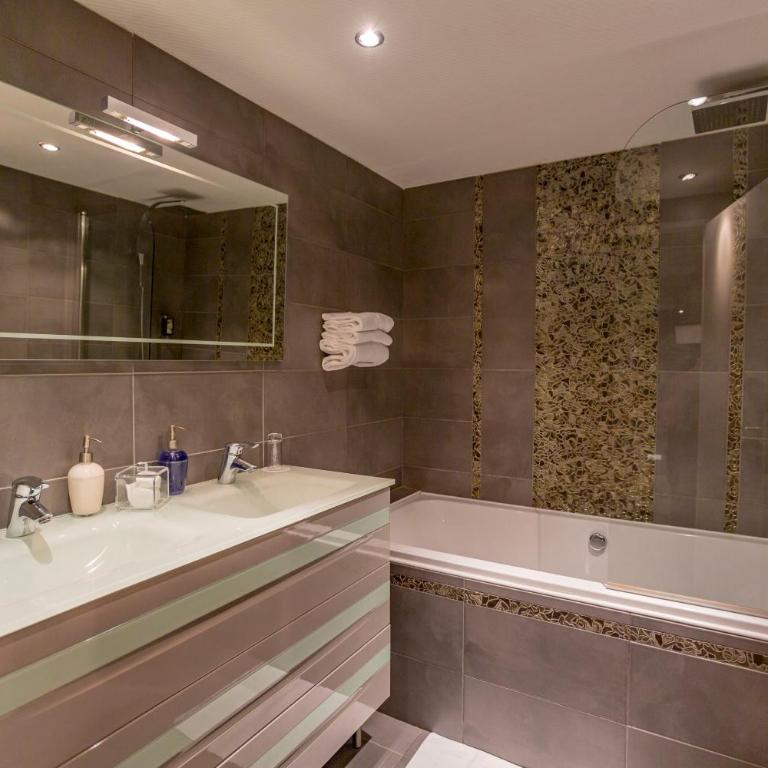Hotel Relais Saint Jean Troyes - Chambre Luxe - 8