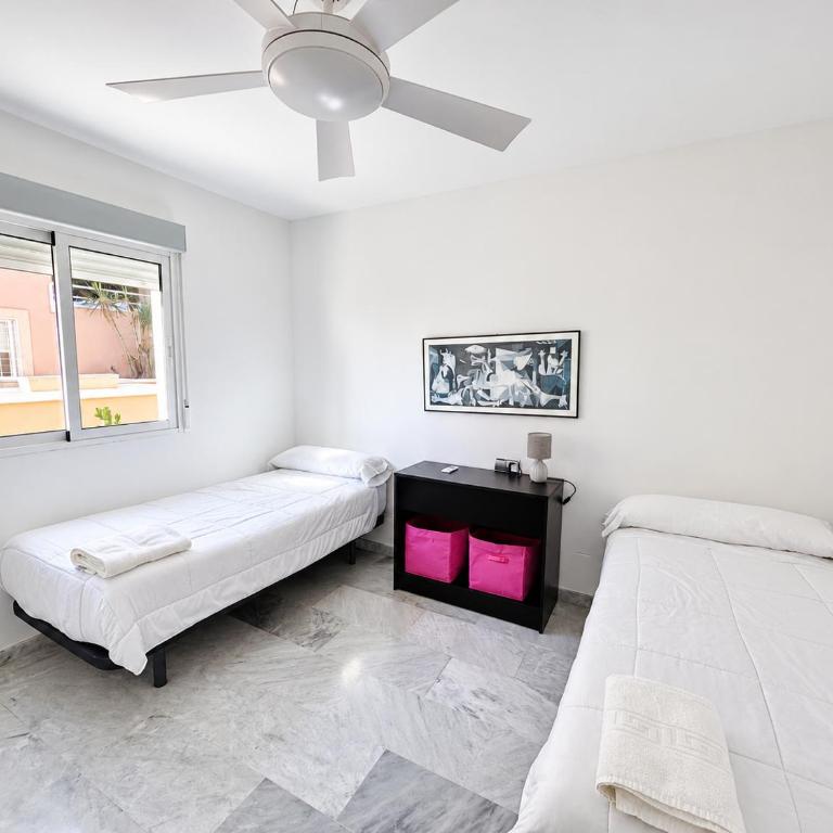 Puerto de Aguadulce con Parking by Expoholidays - Appartement 2 Chambres avec Vue sur le Port - 3