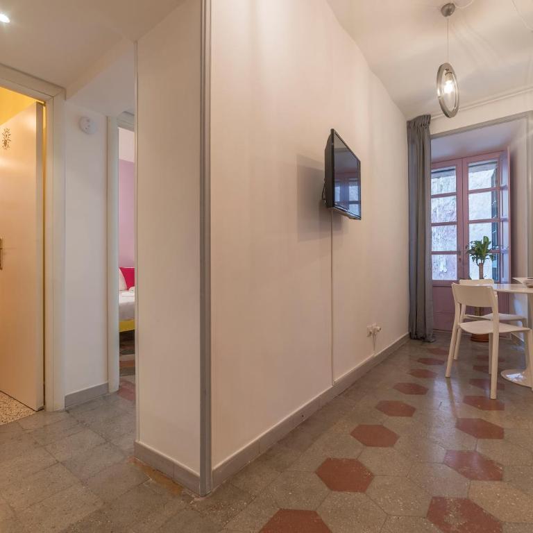 Qflat Apartments Monti and Coliseum Area - Two-Bedroom Apartment - 13
