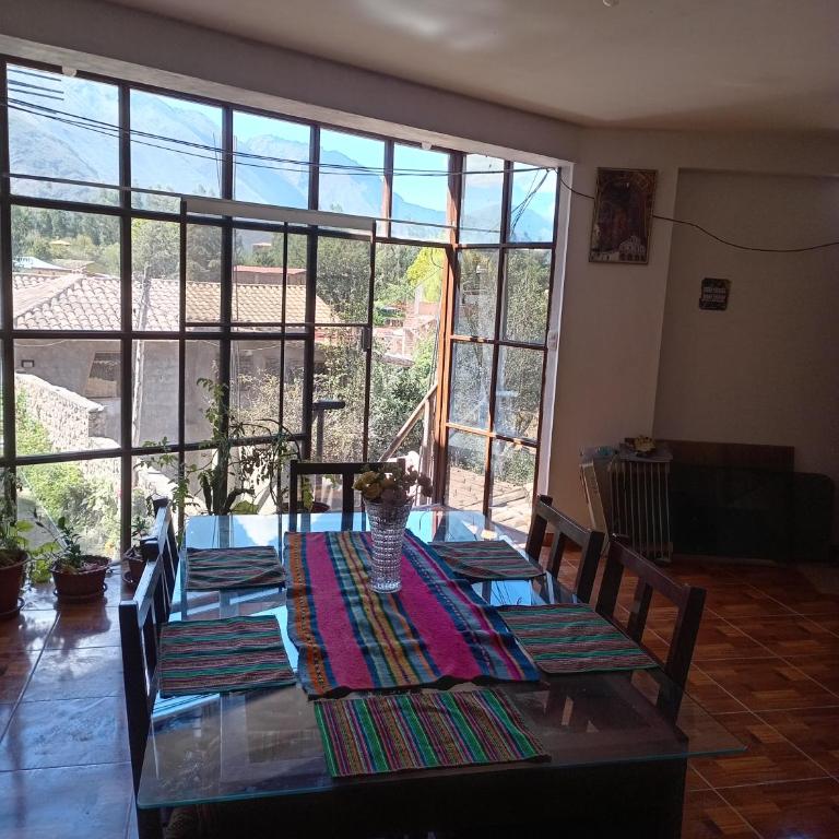 Hotel Alojamiento Aylluq Wasin Casa de Familia, habitación matrimonial - Habitación Doble con vistas a la montaña - 6