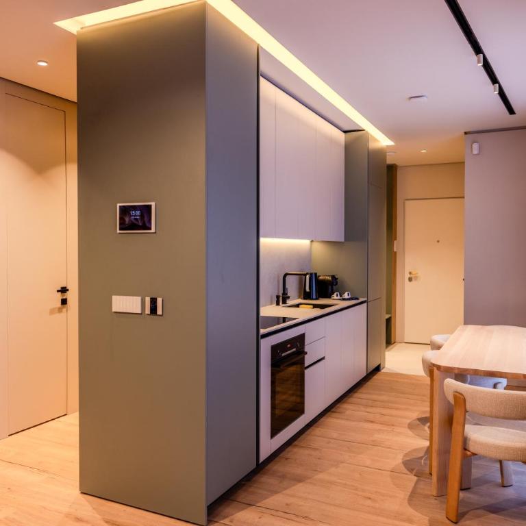 Residence Inn by Sarajevo Daily Apartments - Deluks Apartman sa 2 Spavaće Sobe - 14