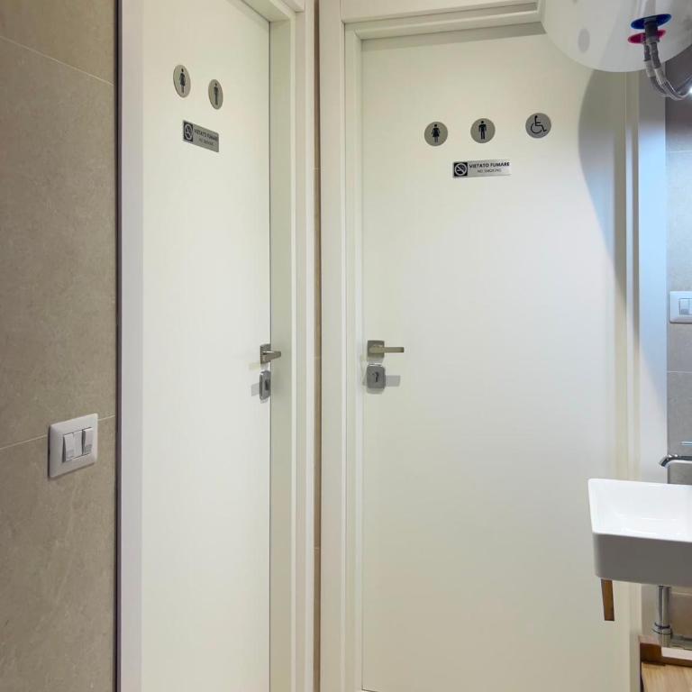 Guest House Brianza Room - Chambre Simple Standard avec Salle de Bains Commune - 16