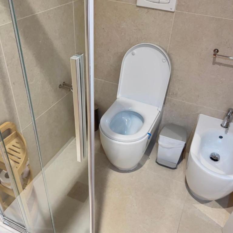 Guest House Brianza Room - Chambre Simple Standard avec Salle de Bains Commune - 18