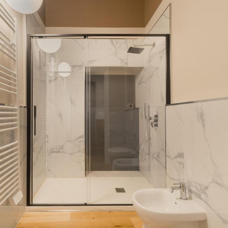 Mani -Residenza Santa Teresa,eleganza e design nel cuore di Torino - Appartamento - 3