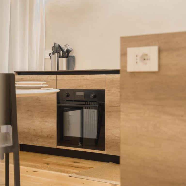 Mani -Residenza Santa Teresa,eleganza e design nel cuore di Torino - Appartamento - 74