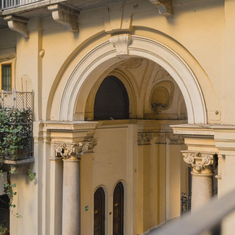 Mani -Residenza Santa Teresa,eleganza e design nel cuore di Torino - Appartamento - 100