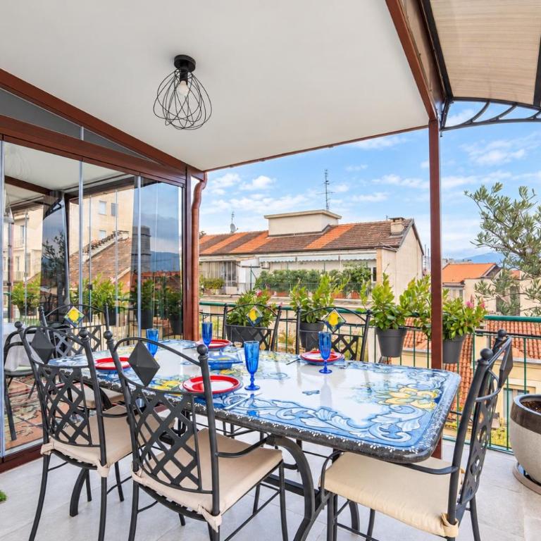 Attico Cit Turin - Appartamento con terrazzo e vista panoramica - Appartamento con 2 Camere da Letto - 8