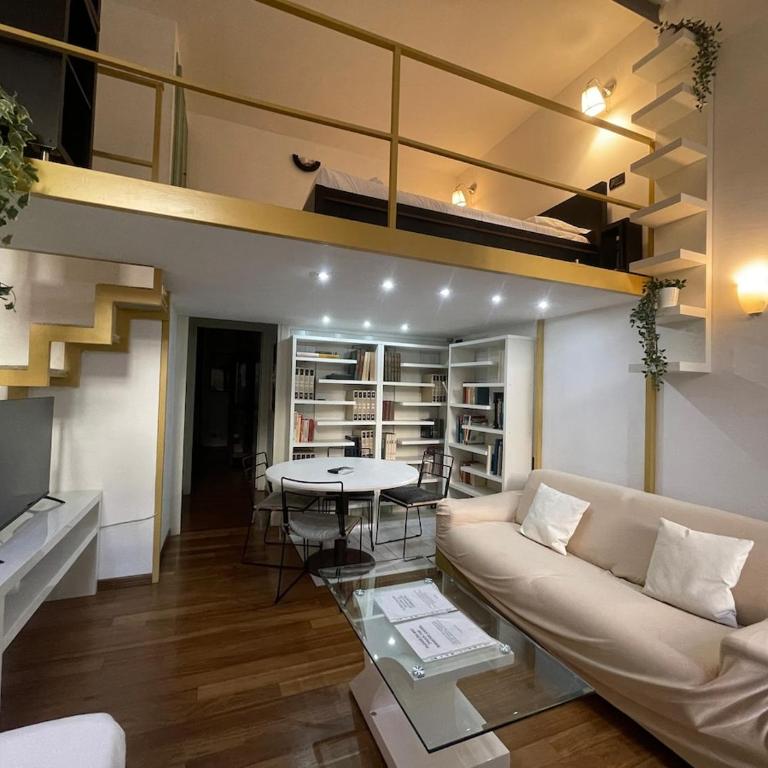 Loft Augusta Centro Storico di Torino - Appartamento con 2 Camere da Letto - 2