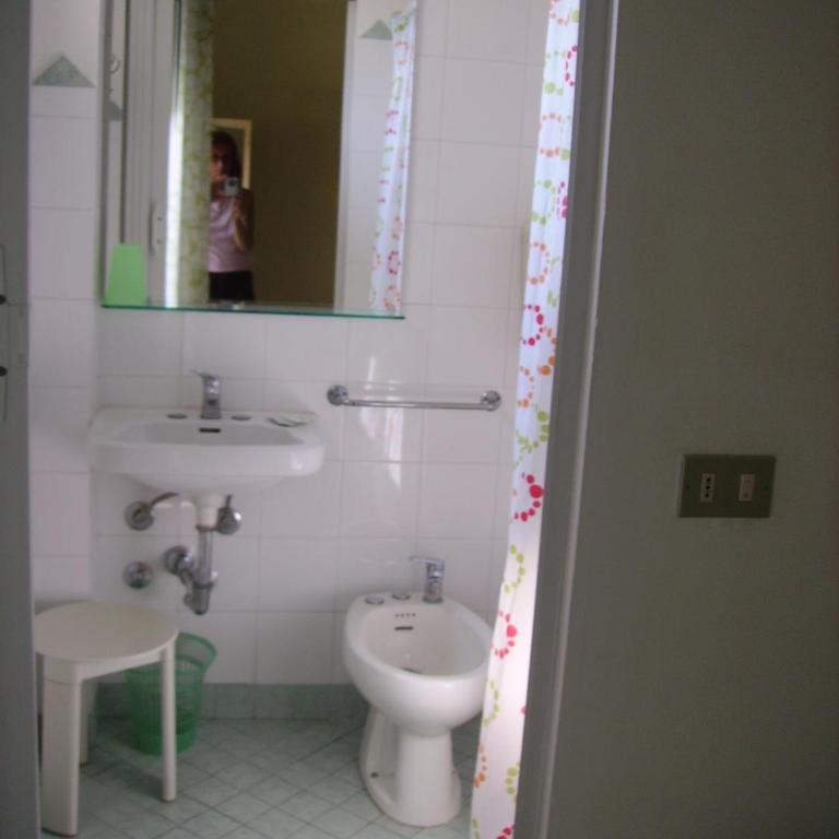 Albergo Maria Gabriella - Camera Tripla con Balcone - 10
