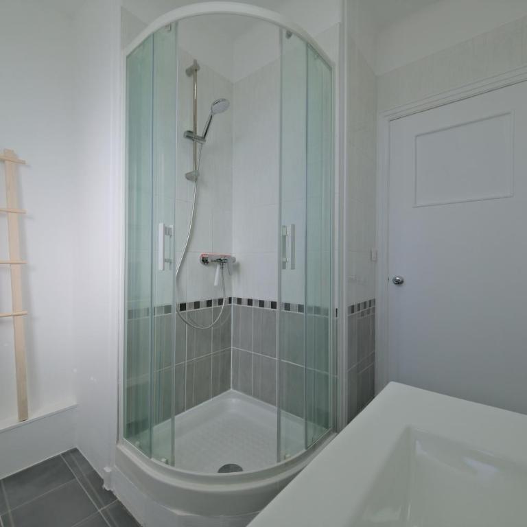 Le Nacré, Right in the heart of the city, City view - Two-Bedroom Apartment - 30