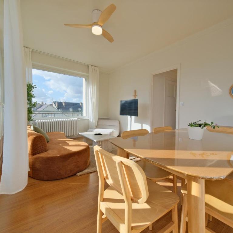 Le Nacré, Right in the heart of the city, City view - Two-Bedroom Apartment - 59