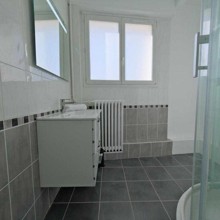 Le Nacré, Right in the heart of the city, City view - Two-Bedroom Apartment - 40
