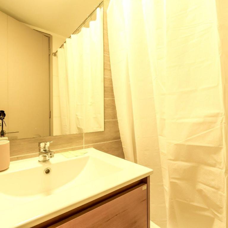 Studio con balcón · Club Hípico y Santander Arena - Apartamento de 1 dormitorio - 17