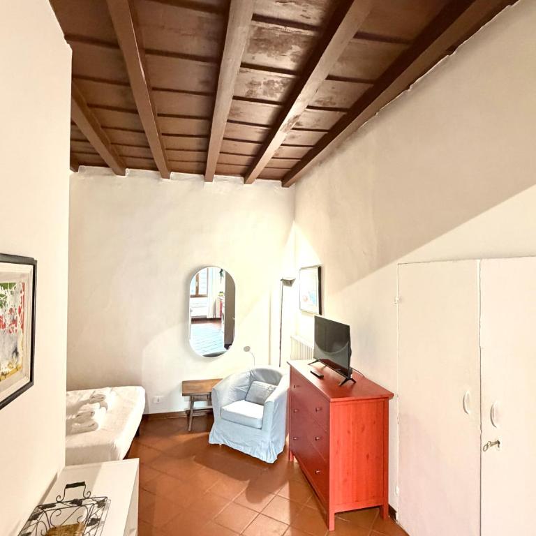 A window on Via del Corso - Loft - 4