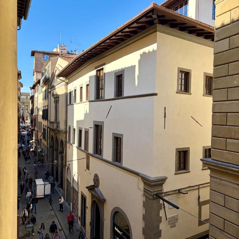 A window on Via del Corso - Loft - 5