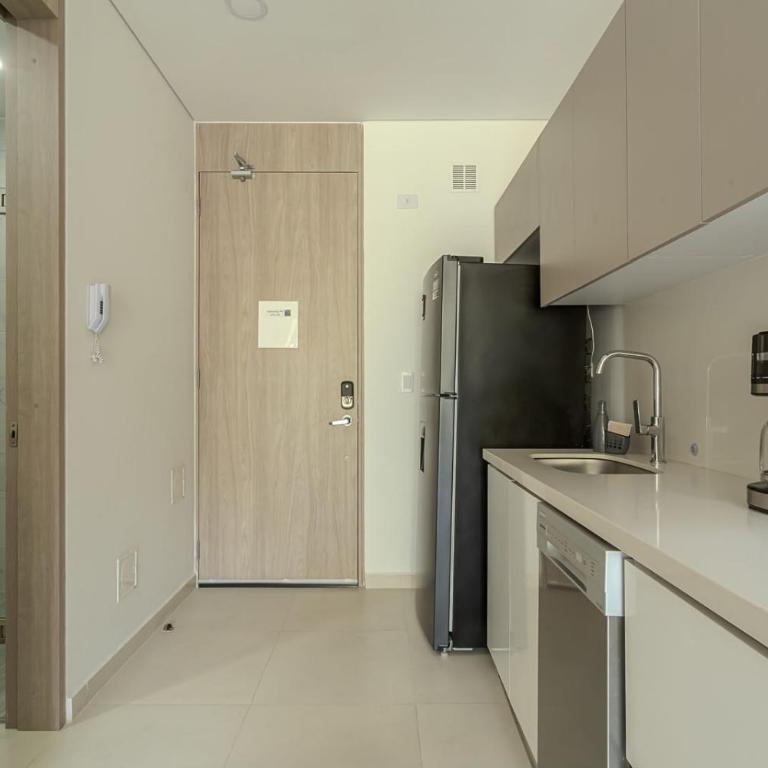 Apto de Lujo con Balcon y Piscina Cerca al Mar - Apartamento de 1 dormitorio - 22