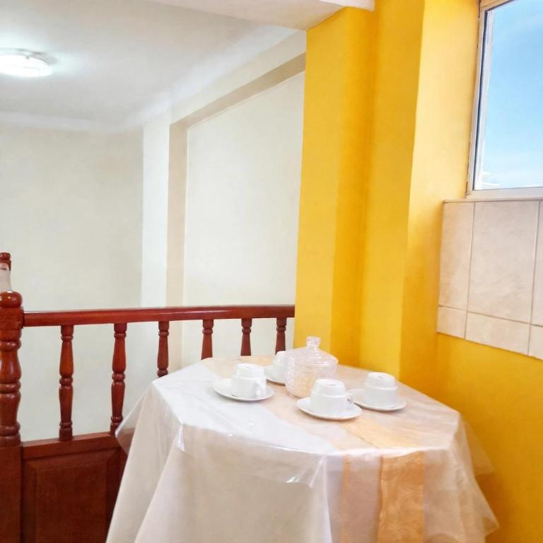 3 Camas Departamento Cusco Avenida Principal - Apartamento de 2 dormitorios con vistas - 3