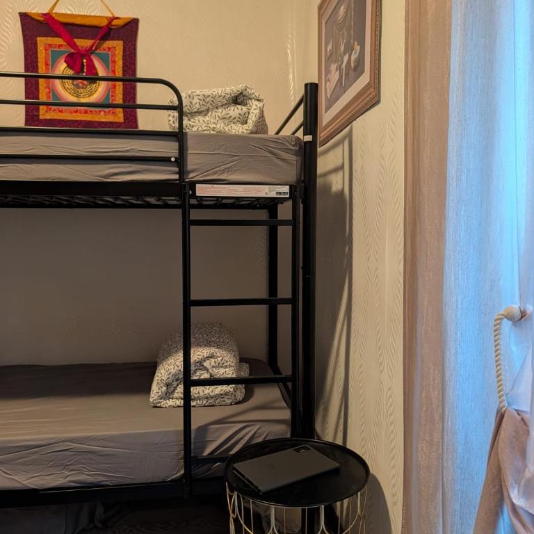 bambou house x Jardin calme centre-ville - Mixed Dormitory Room - 8