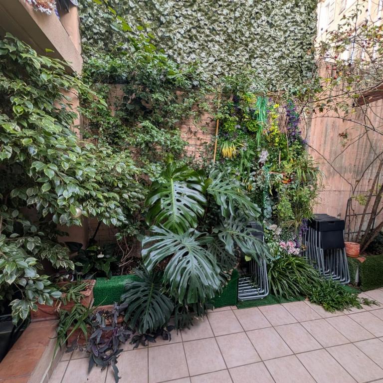 bambou house x Jardin calme centre-ville - Mixed Dormitory Room - 10