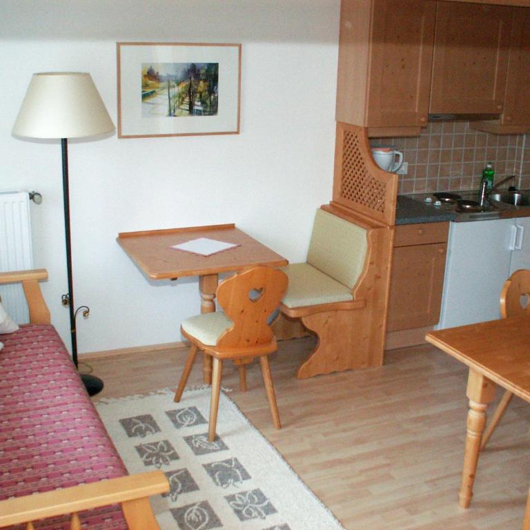 Das kleine Berghotel - Dreibettzimmer mit Balkon - 7